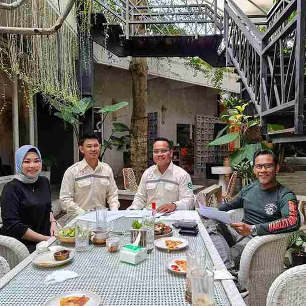 Kost Exclusive 2 Lantai 30 Kamar ( Ibu Dewi )